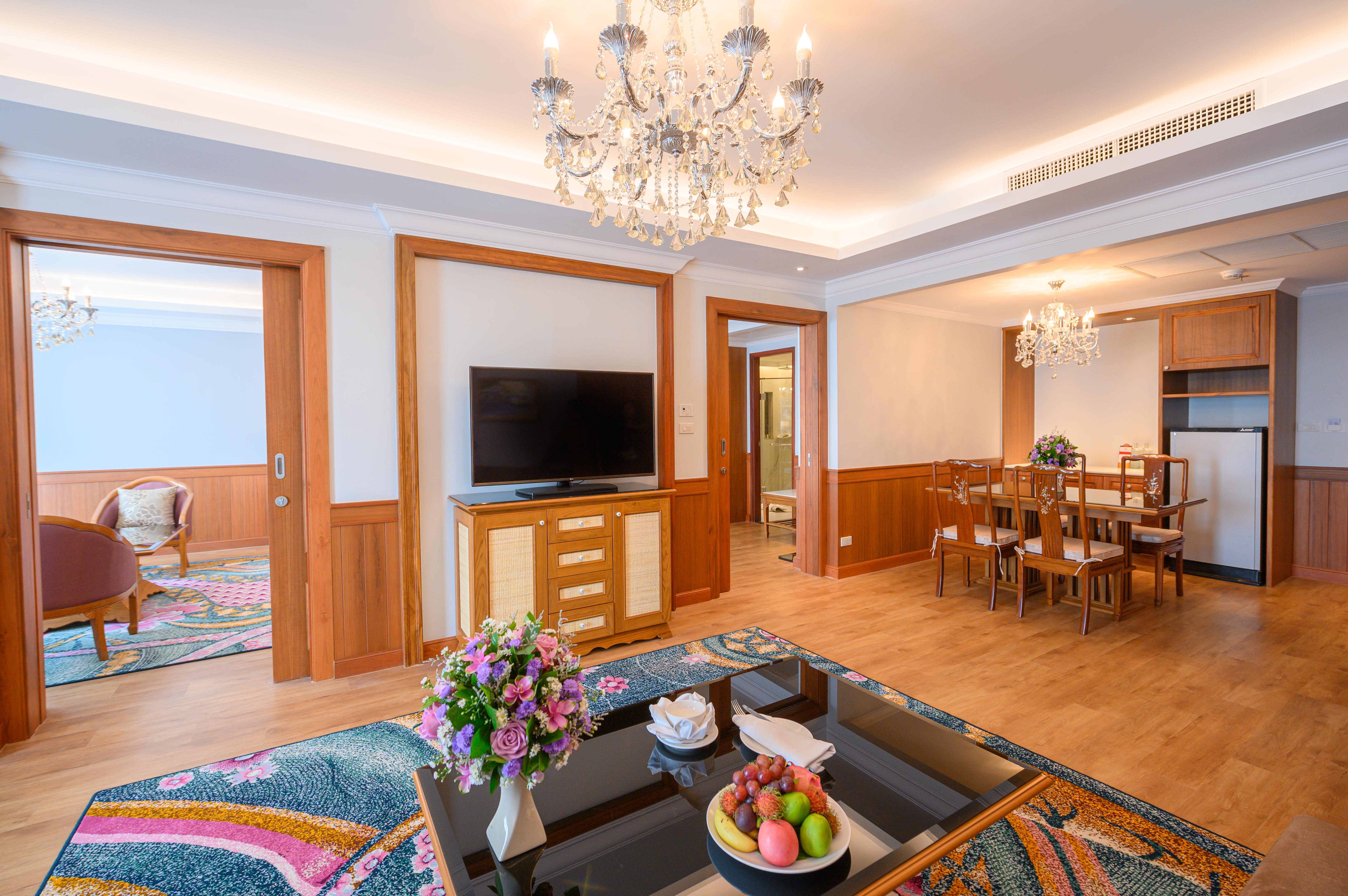 The Empress Premier Chiang Mai - Sha Extra Plus Zewnętrze zdjęcie A suite at the hotel