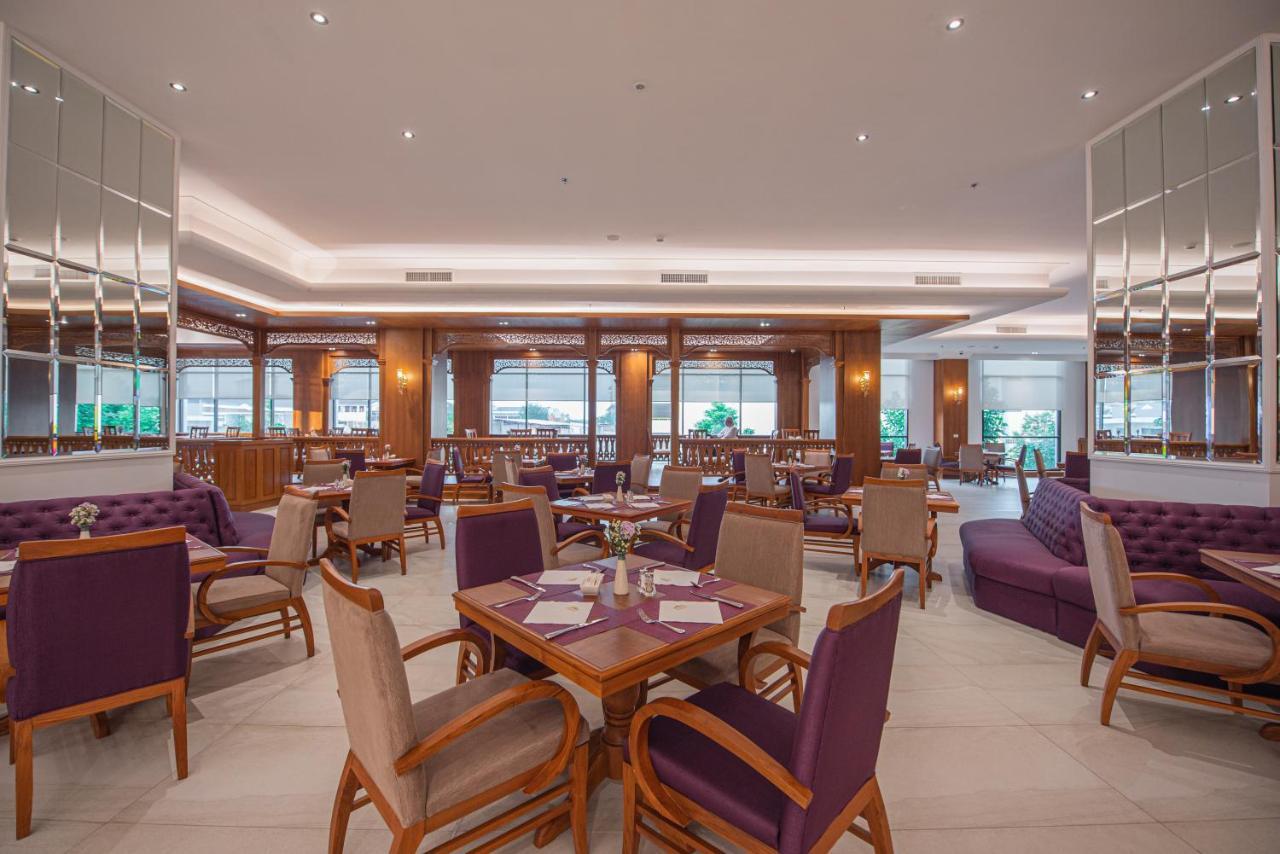 The Empress Premier Chiang Mai - Sha Extra Plus Zewnętrze zdjęcie The restaurant